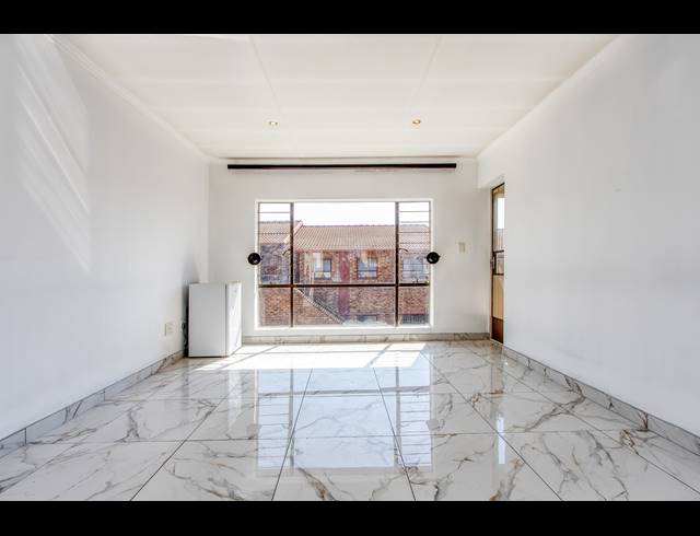 2 BEDROOM APARTMENT FOR SALE IN FERNDALE